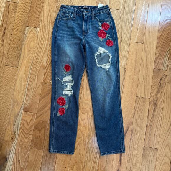 Size 23/27 Hollister Rose Appliqué Distressed Straight Leg Jeans Size 23 - Picture 2 of 10